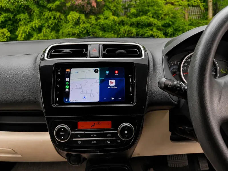 Apple CarPlay & Android Auto — Mitsubishi Mirage / Space Star — photo 2
