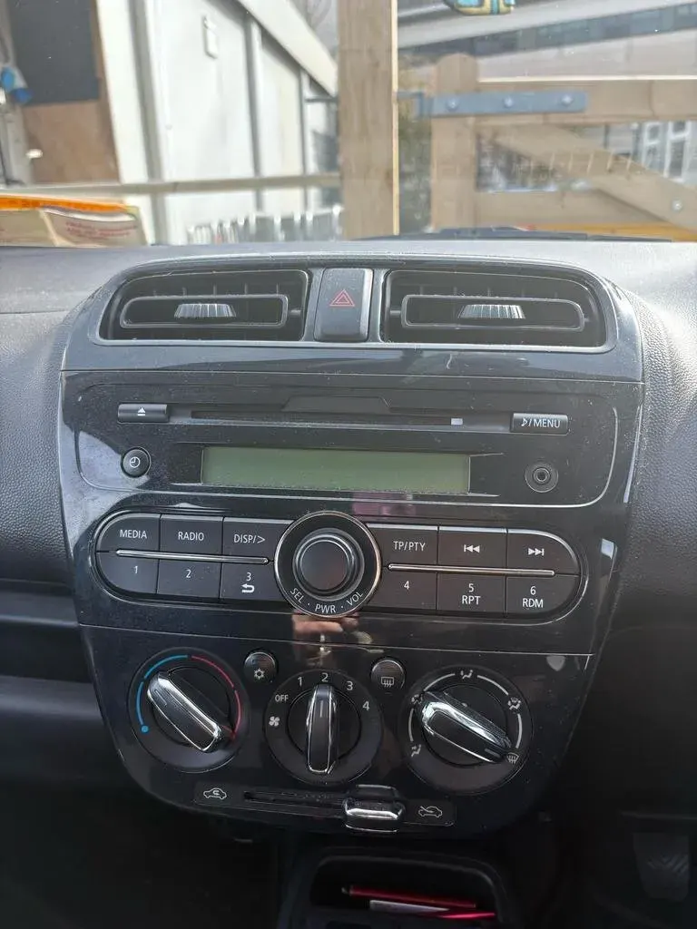 Apple CarPlay & Android Auto — Mitsubishi Mirage / Space Star — before, factory system