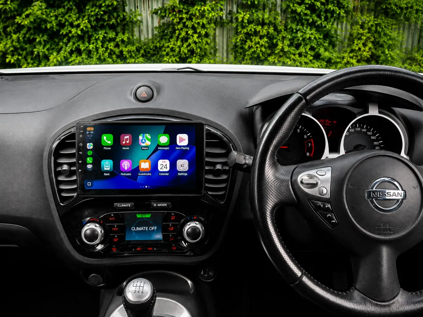 Apple CarPlay & Android Auto — Nissan Juke
