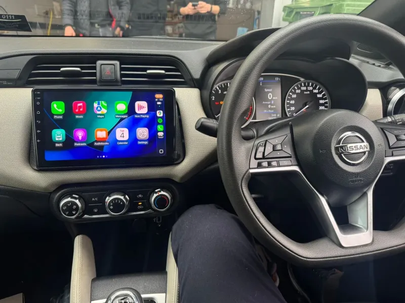 Apple CarPlay & Android Auto — Nissan Micra — photo 2