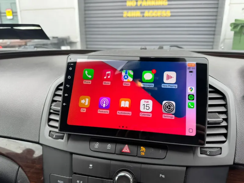 Apple CarPlay & Android Auto — Opel Insignia — photo 1