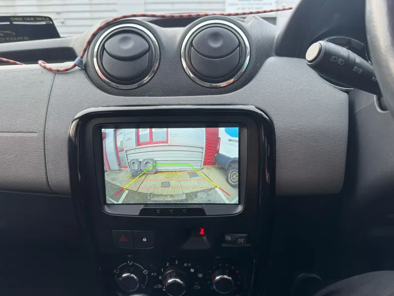 Apple CarPlay & Android Auto — Renault / Dacia Duster — photo 4