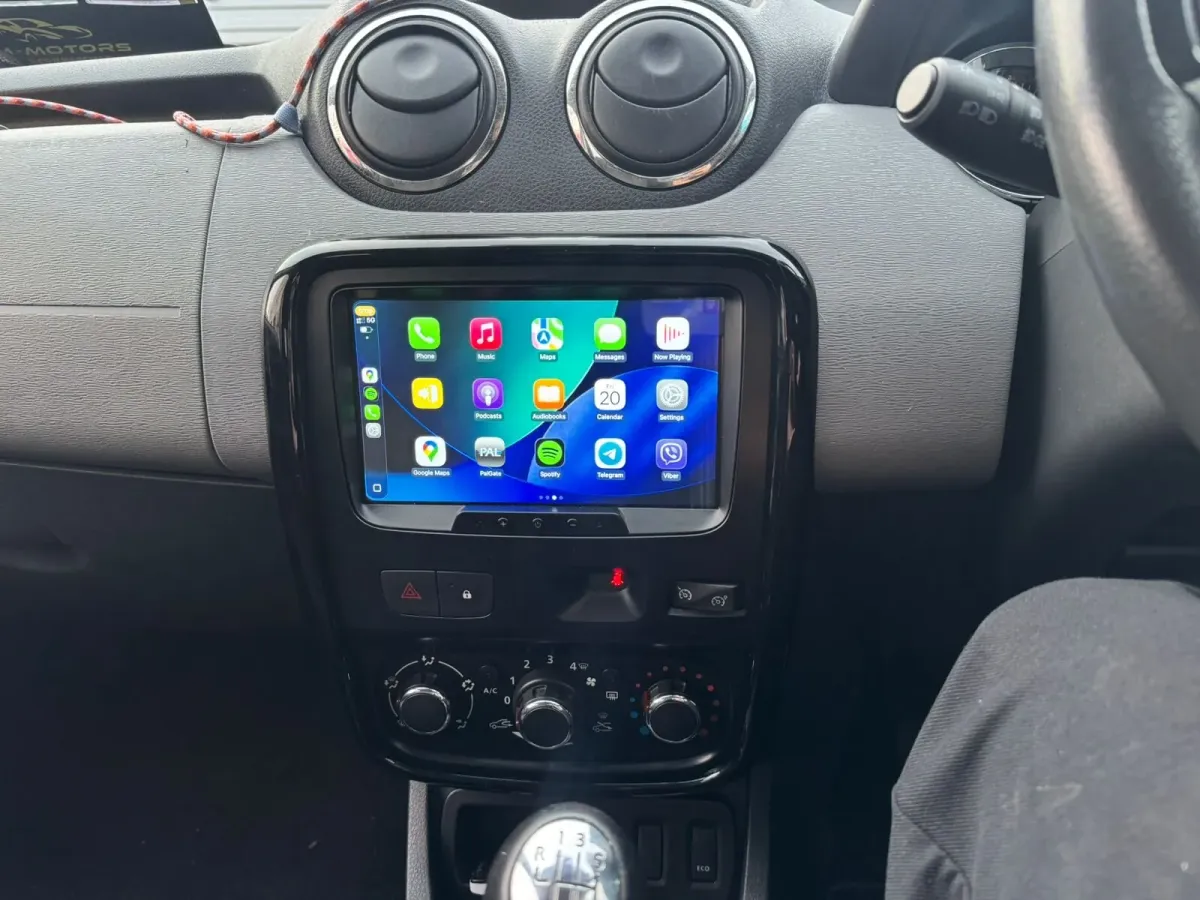 Apple CarPlay & Android Auto — Renault / Dacia Duster