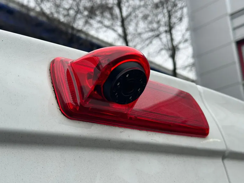 Apple CarPlay & Android Auto — Renault / Opel / Nissan Trafic / Traffic / Vivaro / Primastar — photo 5