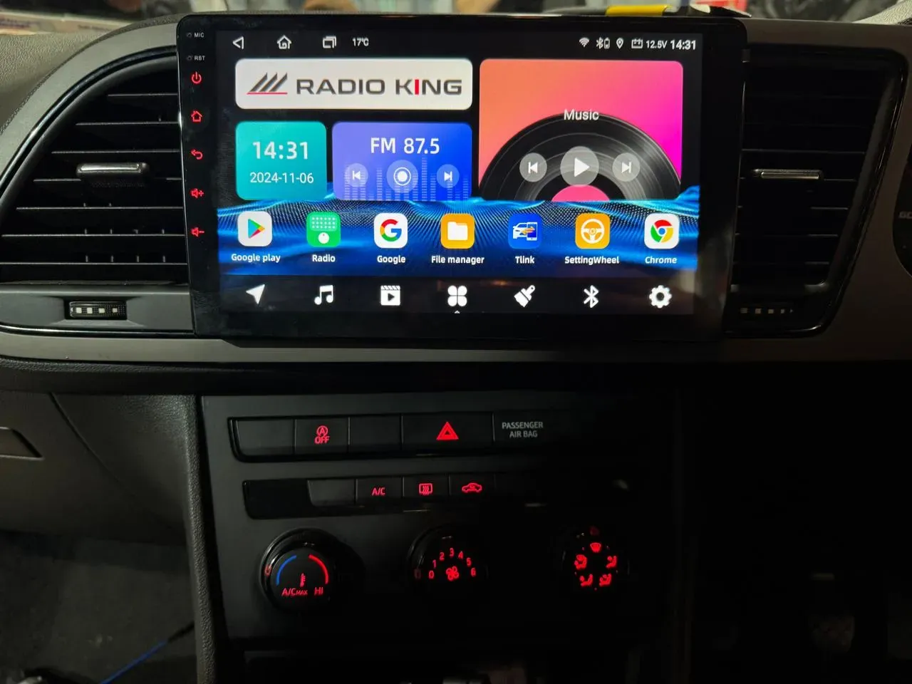 Apple CarPlay & Android Auto — Seat Leon (2014) — photo 2