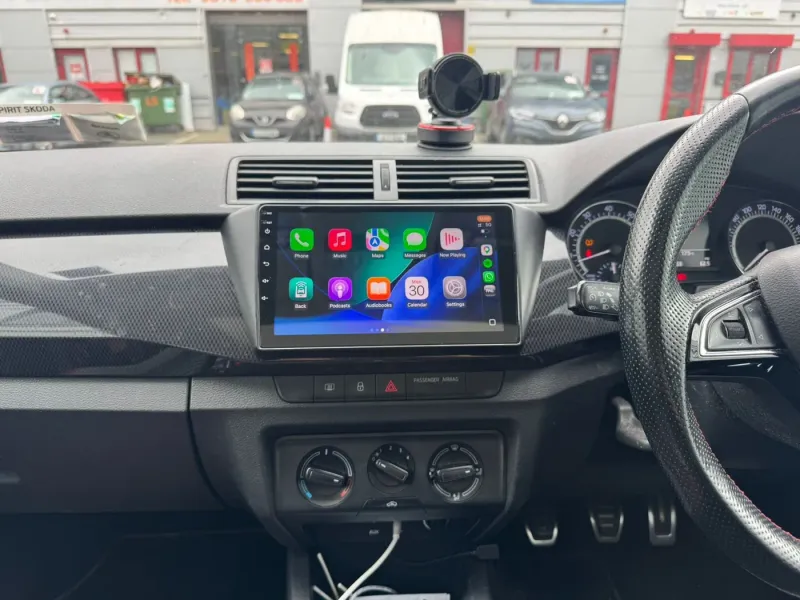 Apple CarPlay & Android Auto — Skoda Fabia — photo 2