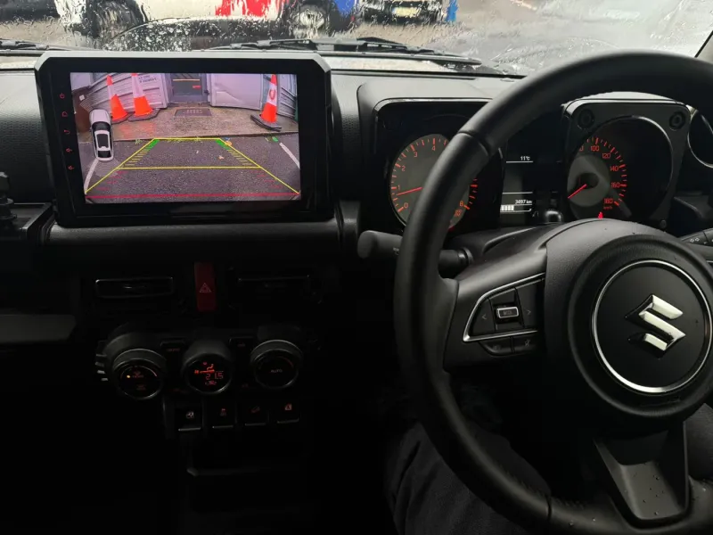 Apple CarPlay & Android Auto — Suzuki Jimny — photo 2