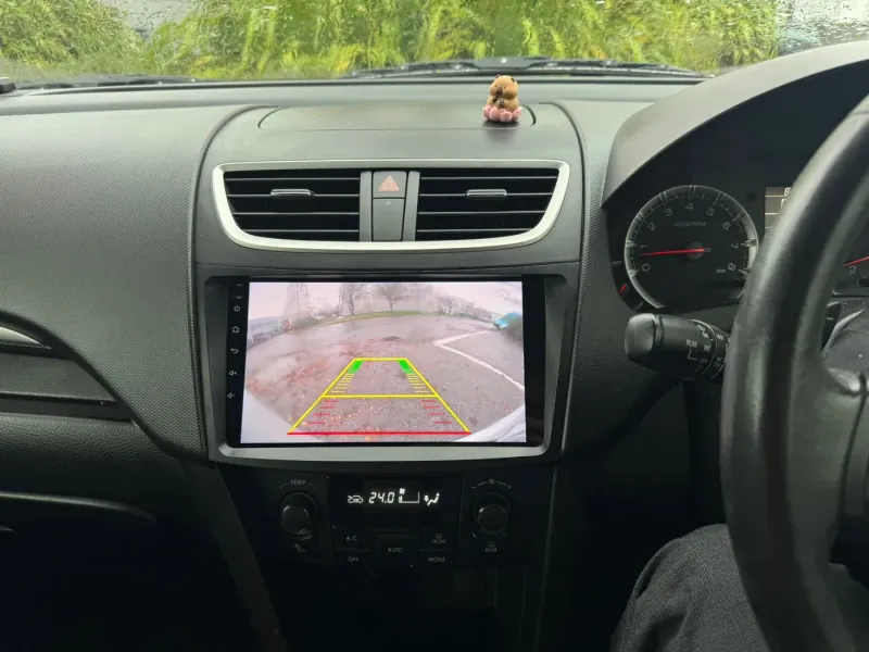 Apple CarPlay & Android Auto — Suzuki Swift — photo 2