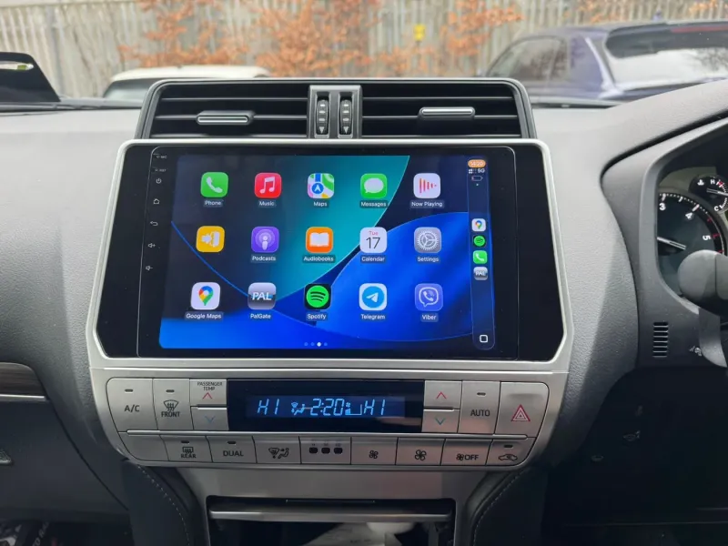 Apple CarPlay & Android Auto — Toyota Land Cruiser Prado 150 — photo 1