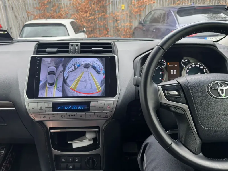 Apple CarPlay & Android Auto — Toyota Land Cruiser Prado 150 — photo 4