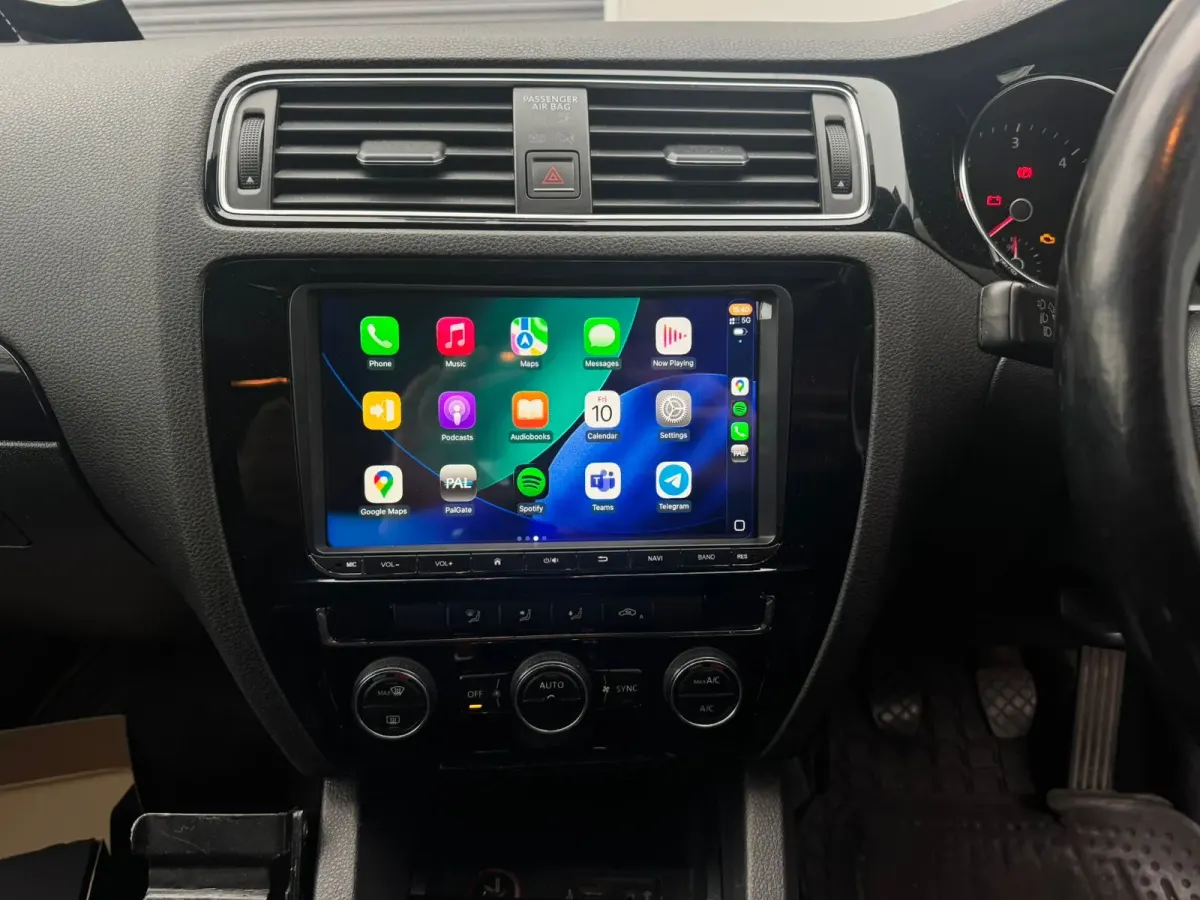 Apple CarPlay & Android Auto — Volkswagen Jetta — after, new install