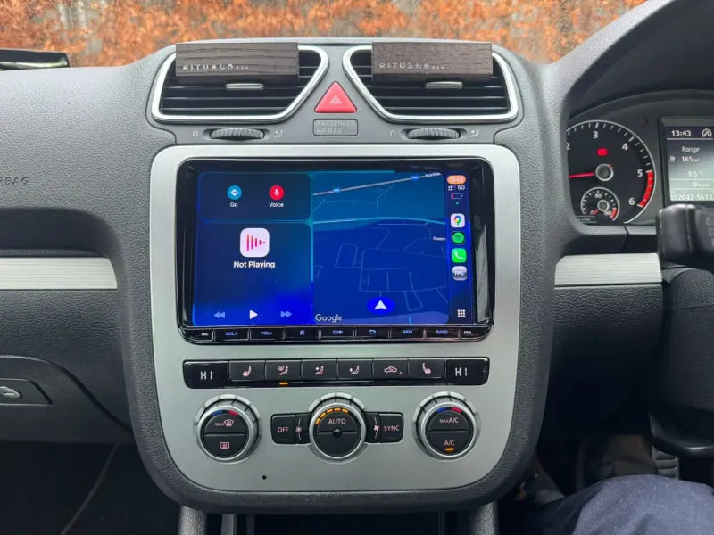 Apple CarPlay & Android Auto — Volkswagen Scirocco — photo 2