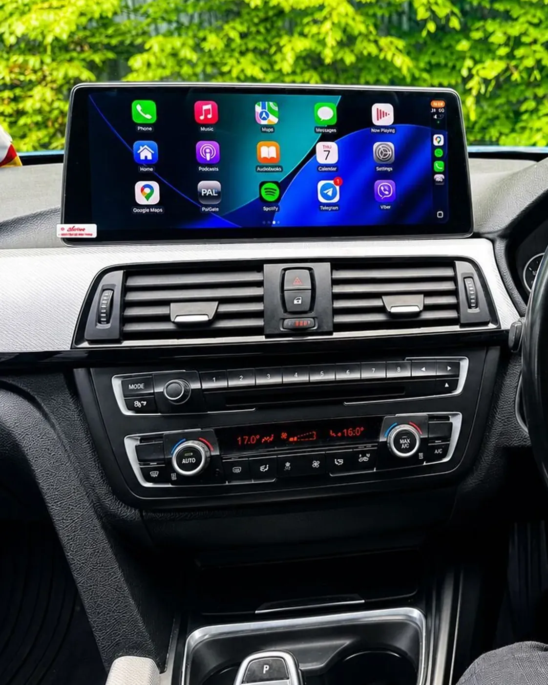 BMW touchscreen upgraded with Apple CarPlay display by Radio King Dublin