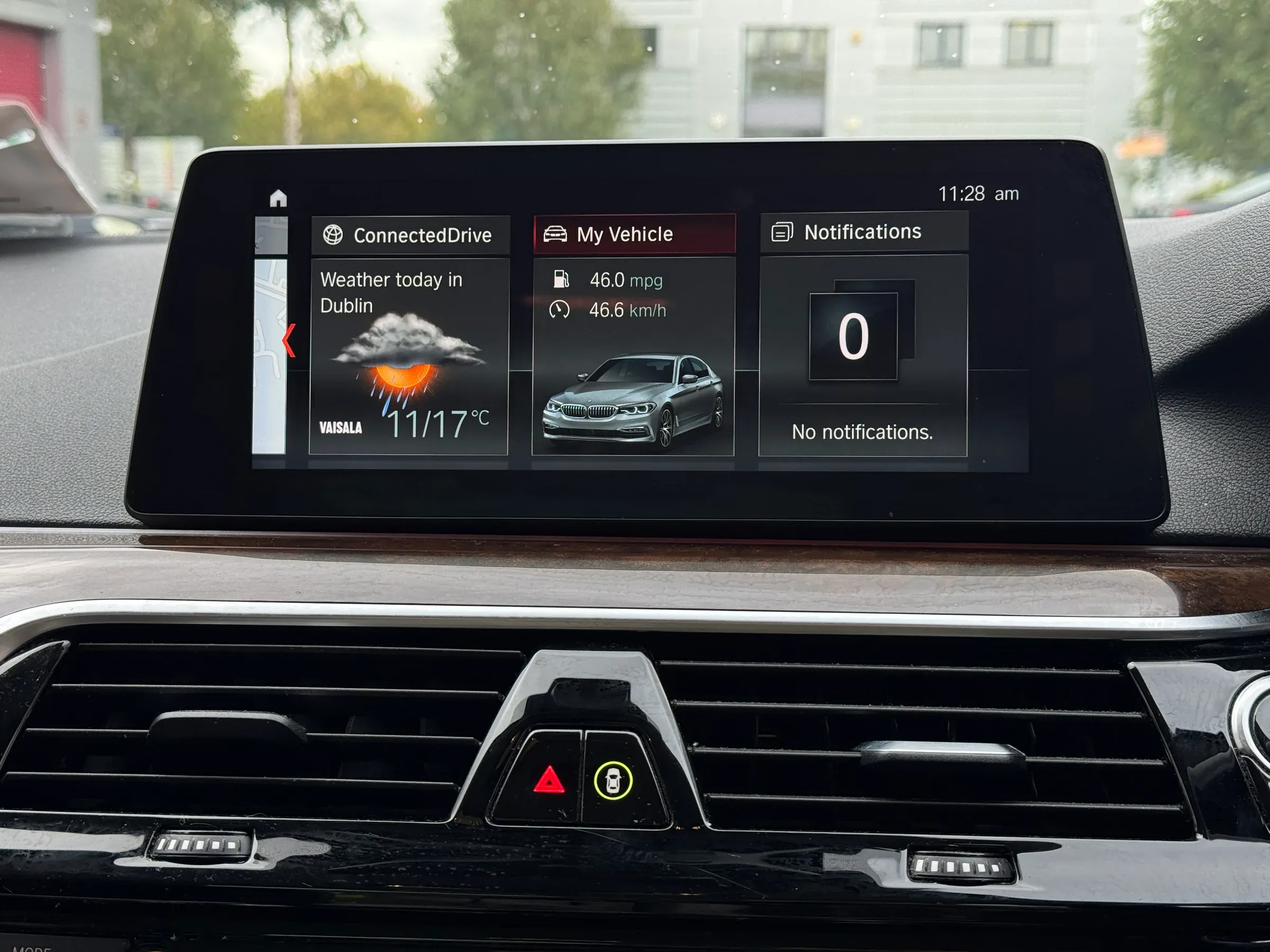 BMW 520 2018 - Apple CarPlay activation  — photo 4