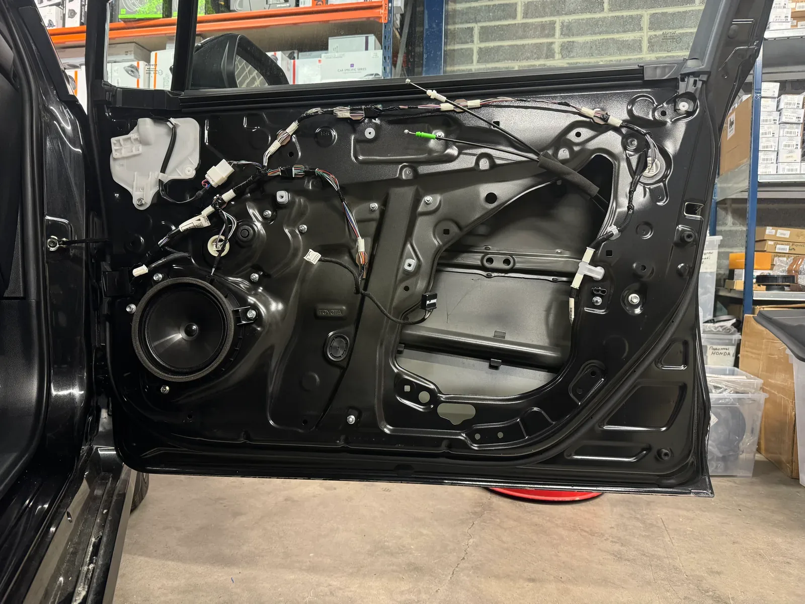 Car soundproofing installation in Dublin by Radio King — photo 13