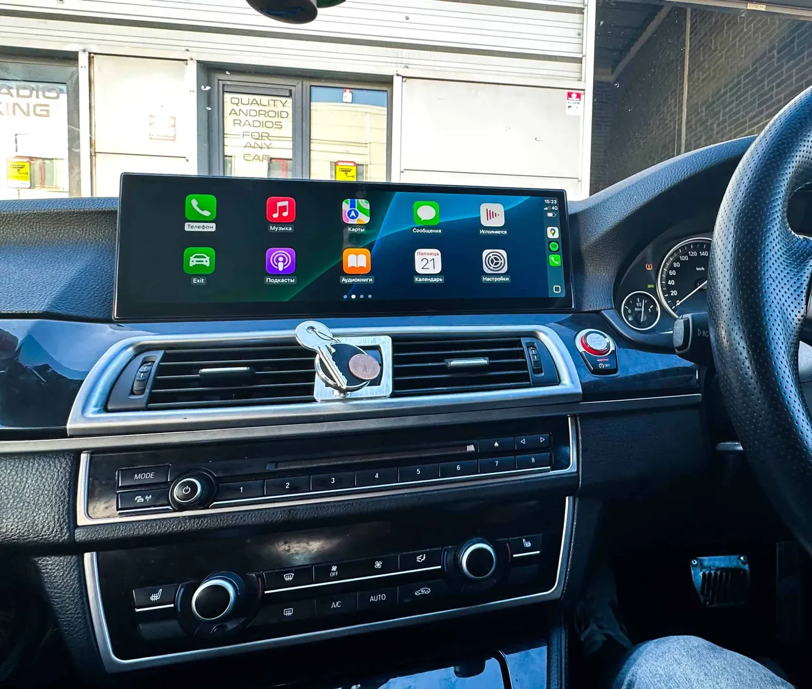 BMW 5 Series (F10) Apple CarPlay & Android Auto Radio
