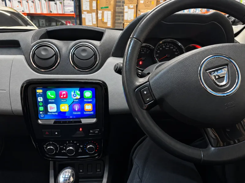 Apple CarPlay & Android Auto — Dacia Duster — photo 3
