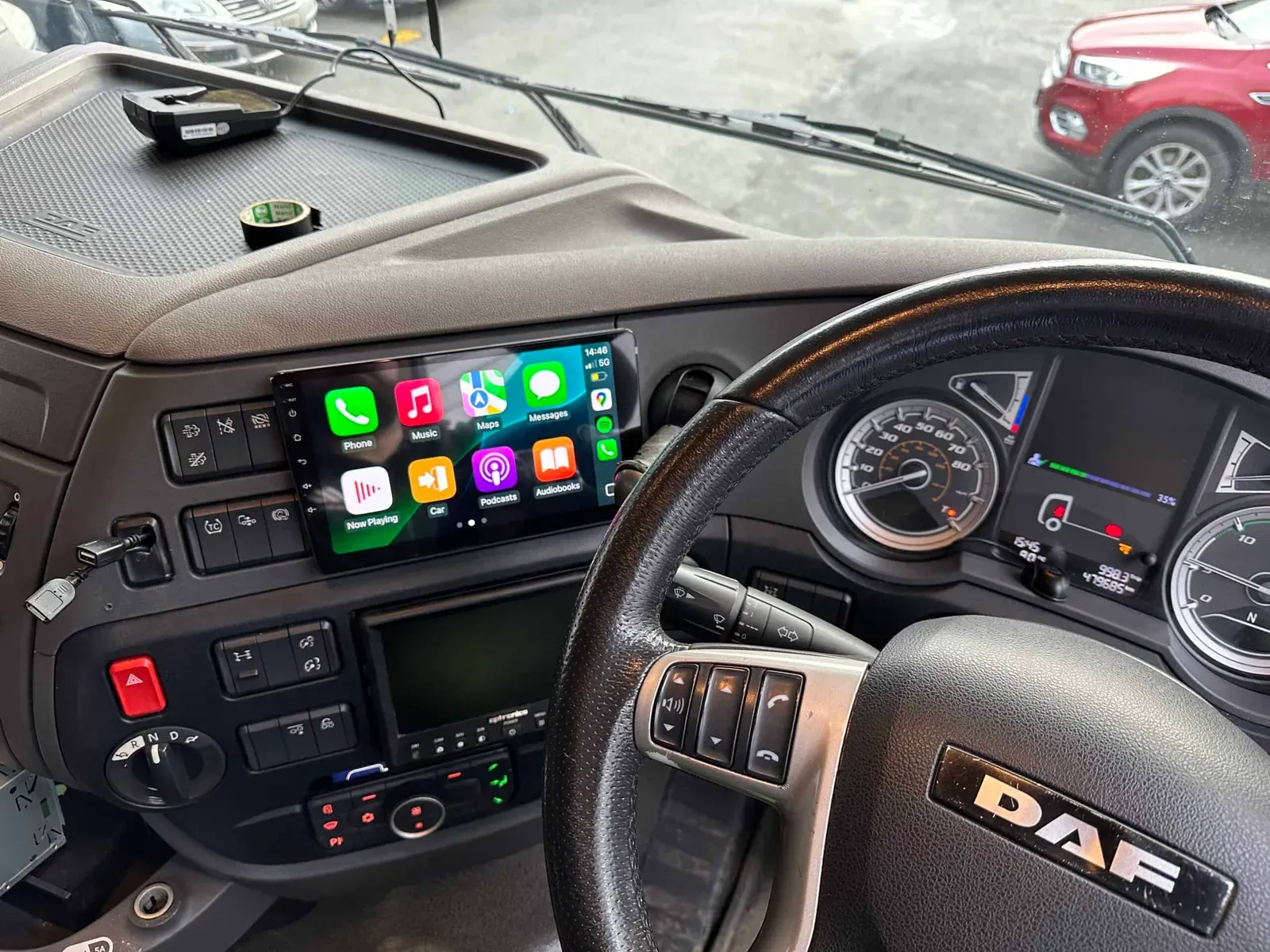 DAF Trucks Apple CarPlay & Android Auto Radio