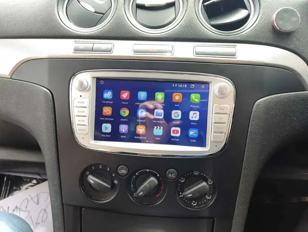 Ford Mondeo Apple CarPlay & Android Auto Radio