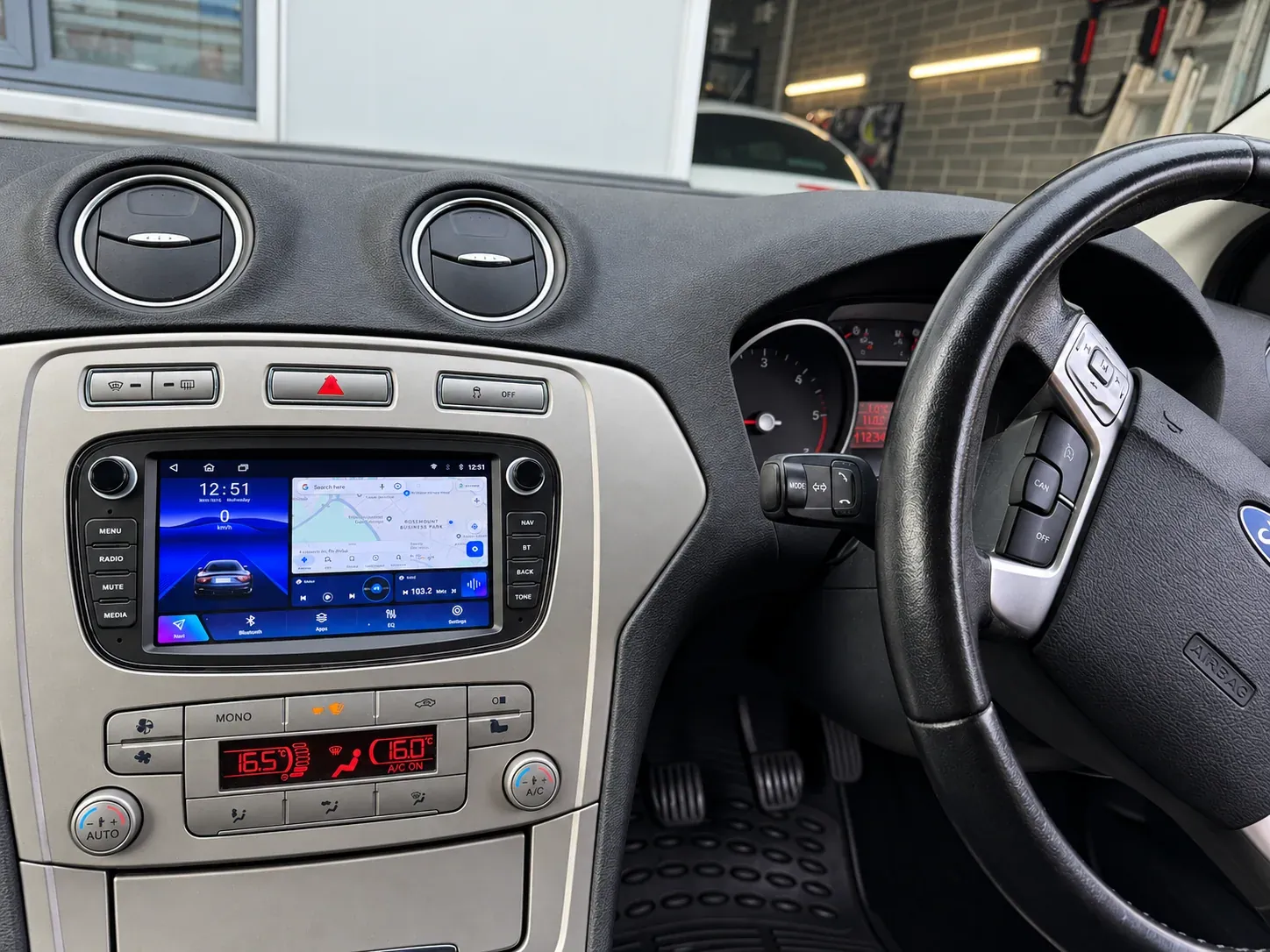 Apple CarPlay & Android Auto — Ford Mondeo — photo 5