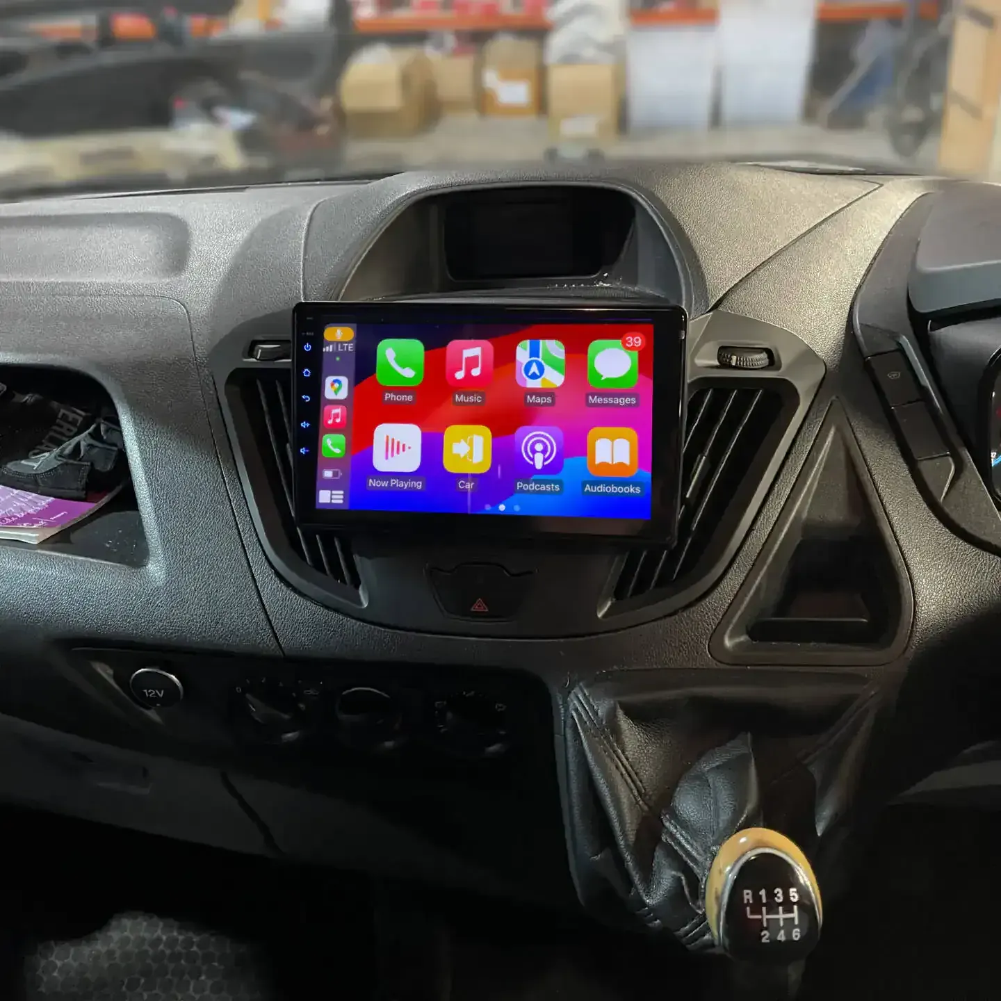 Ford Transit Apple CarPlay & Android Auto Radio