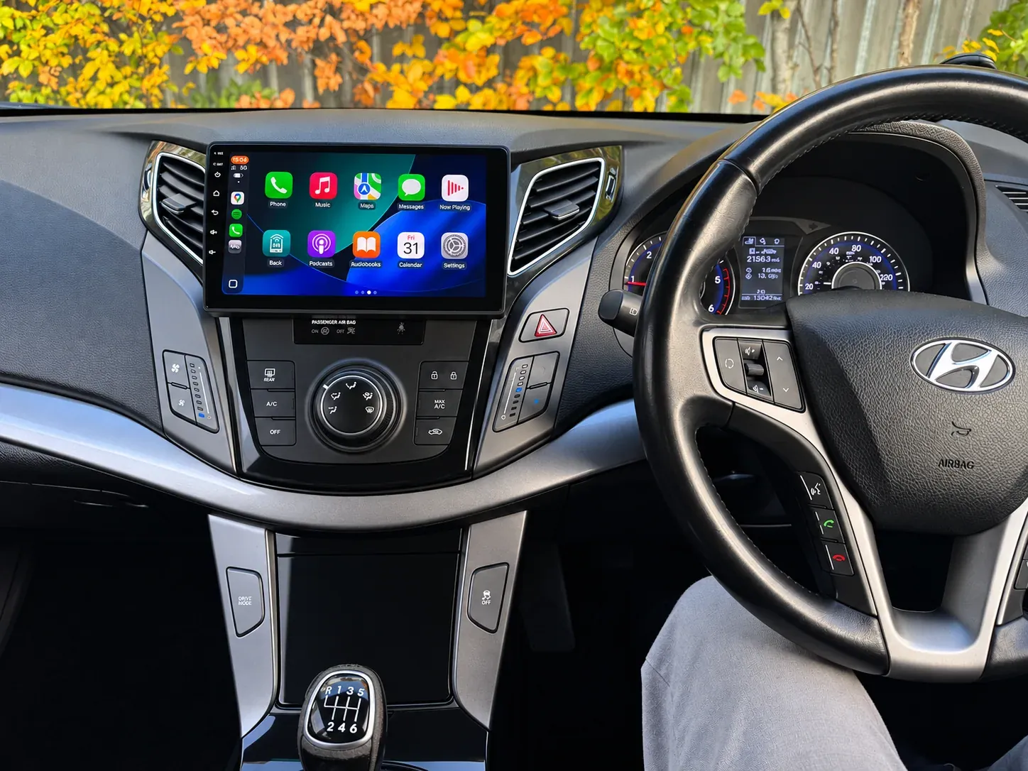 Apple CarPlay & Android Auto Upgrade — Hyundai i40