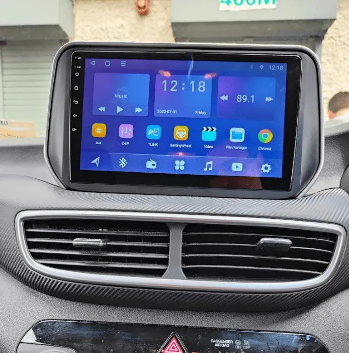 Hyundai Tucson Apple CarPlay & Android Auto Radio