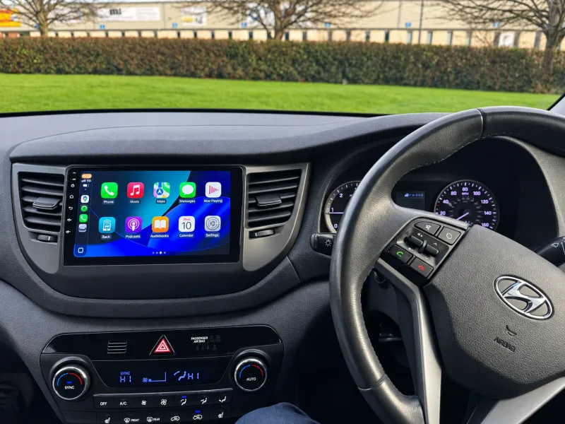 Apple CarPlay & Android Auto — Hyundai Tucson — photo 1