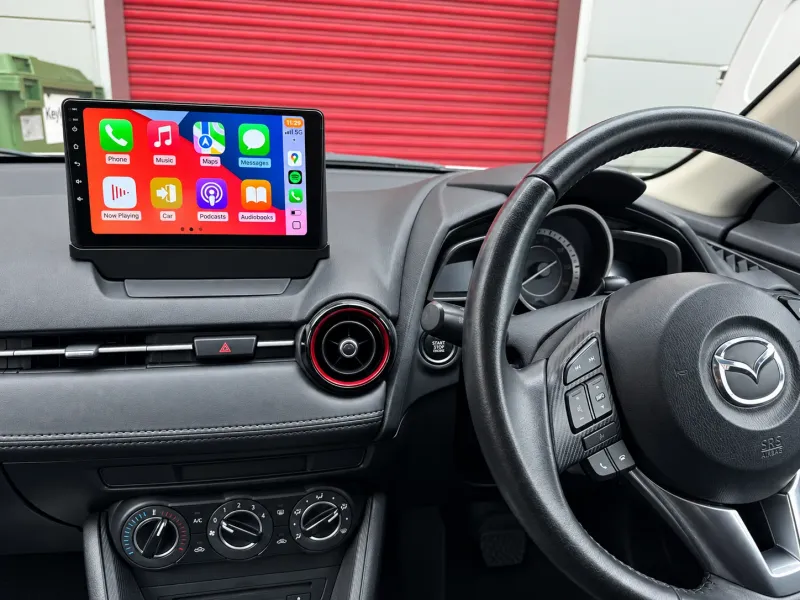 Apple CarPlay & Android Auto — Mazda 2 Demio — photo 1
