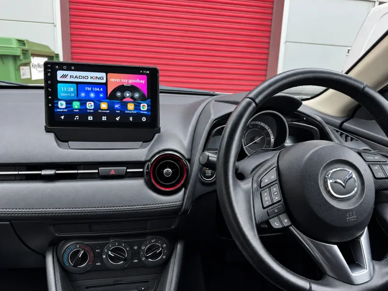 Apple CarPlay & Android Auto — Mazda 2 Demio — photo 2