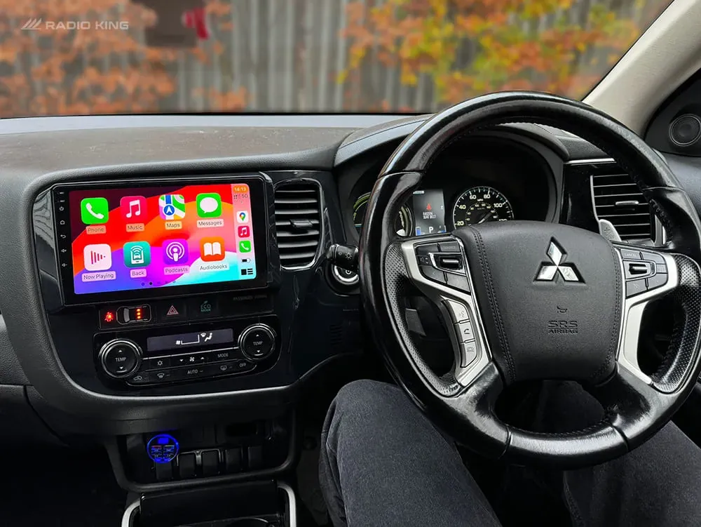 Mitsubishi Outlander Apple CarPlay & Android Auto Radio