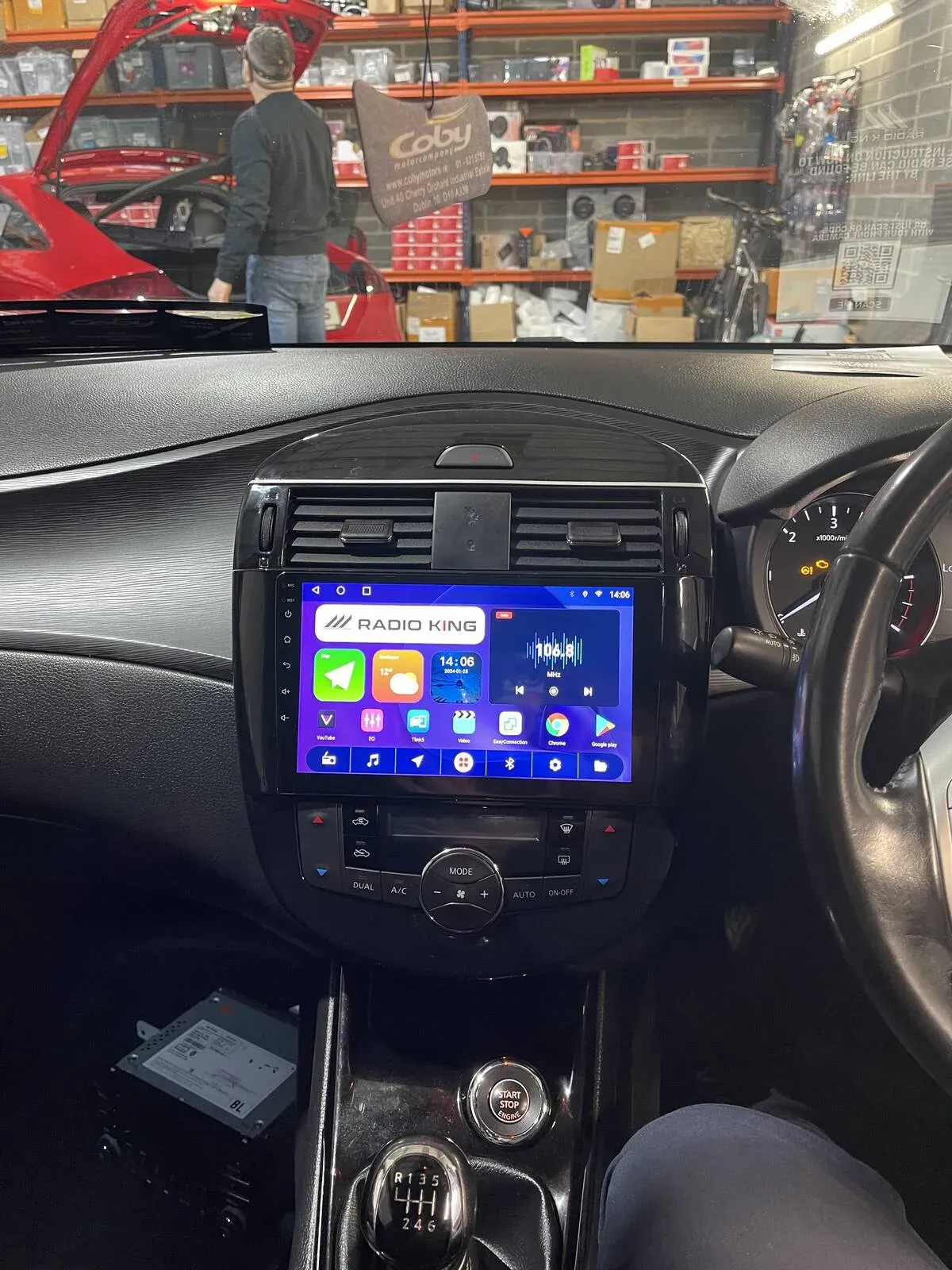 Nissan Pulsar Apple CarPlay & Android Auto Radio