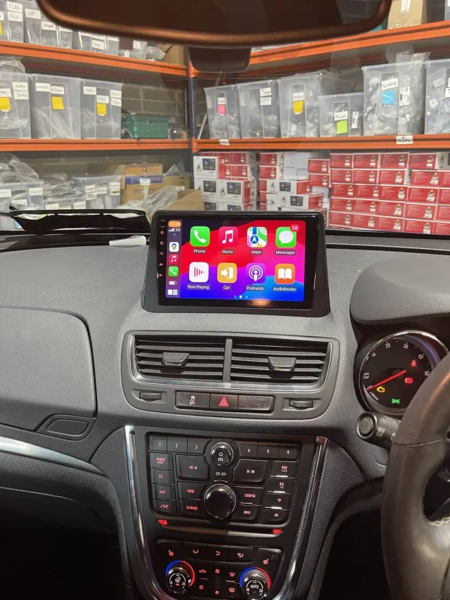 Opel Mokka Apple CarPlay & Android Auto Radio