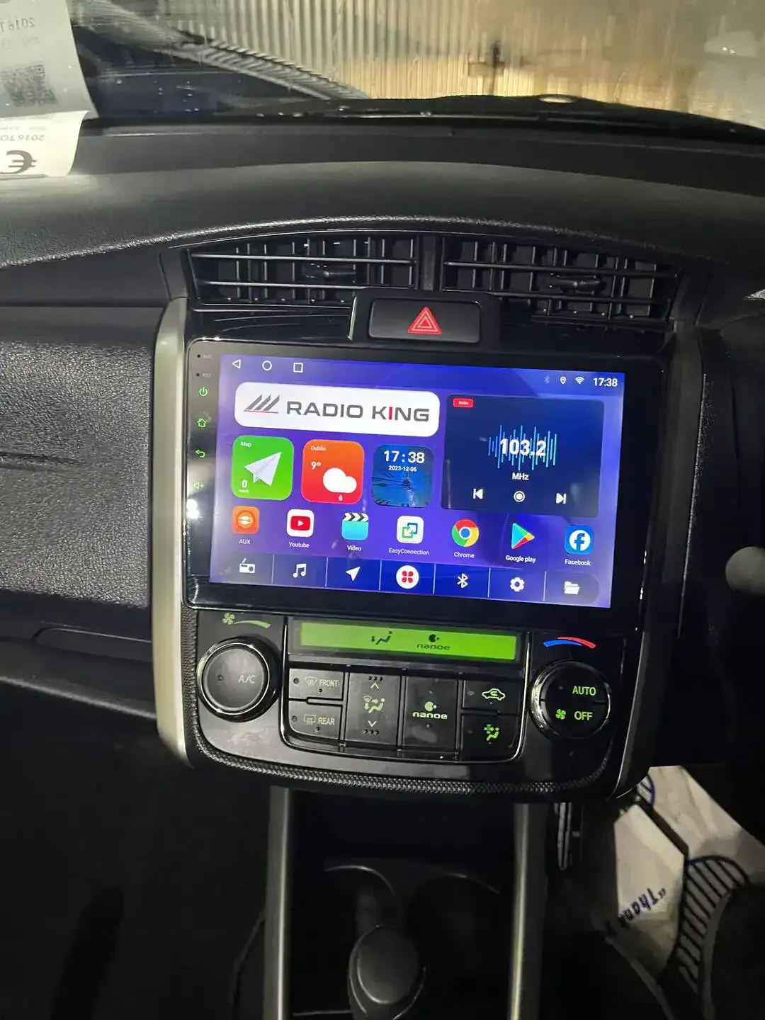 Toyota Corolla Fielder Apple CarPlay & Android Auto Radio