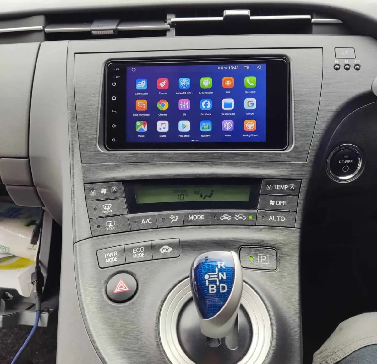 Wireless Apple CarPlay Retrofit — Toyota Prius