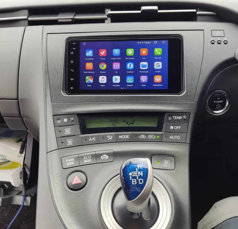 Wireless Apple CarPlay Retrofit — Toyota Prius