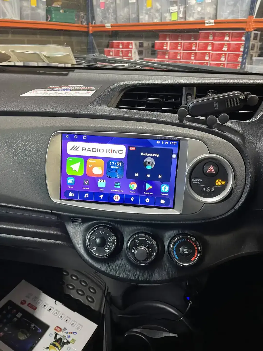 Toyota Yaris Apple CarPlay & Android Auto Radio