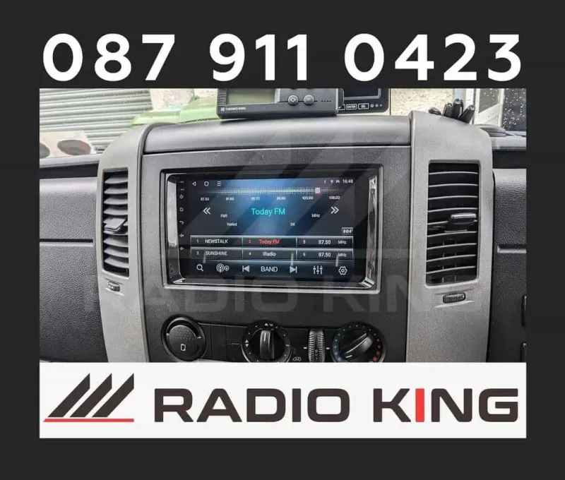 VW Transporter — Apple CarPlay & Android Auto — photo 1