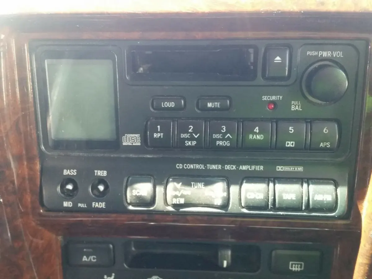 Reversing Camera Install — Toyota Land Cruiser — before, factory system