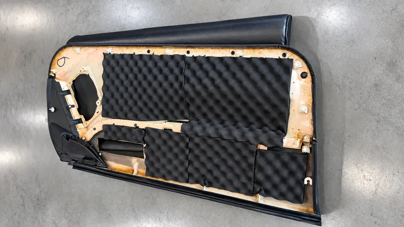 Toyota Avensis 2002–2008 Full Soundproofing & Sound Deadening — photo 2