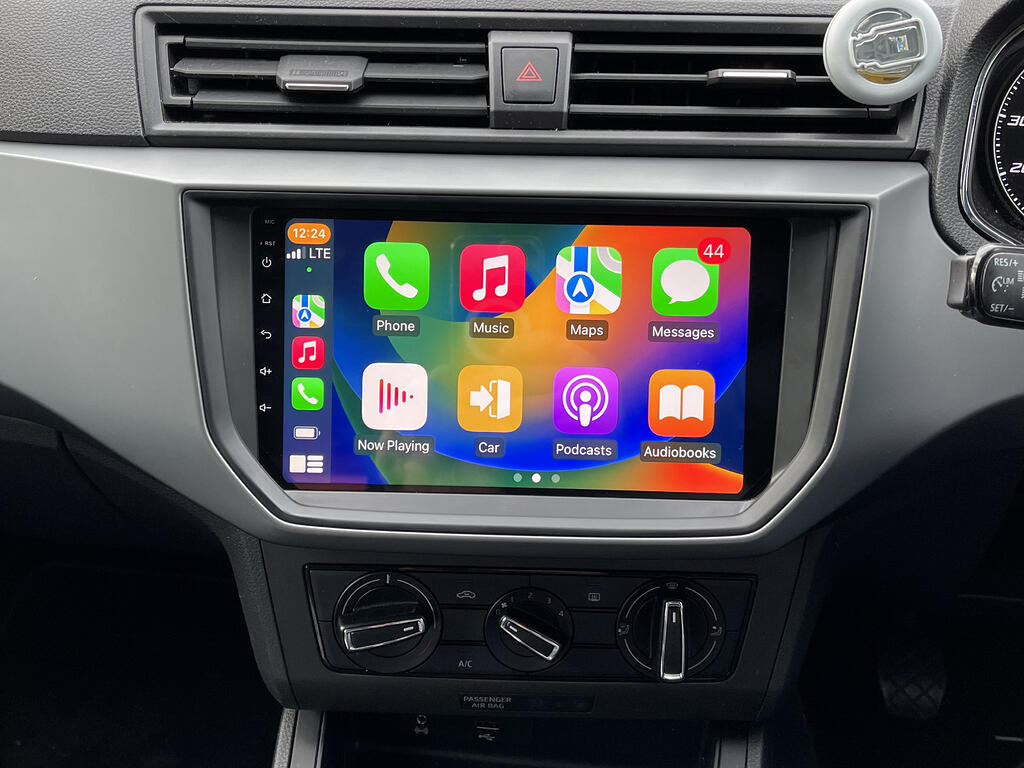 PREMIUM CARPLAY SEAT ANDROID AUTO AUDIO Radio King Ireland Android Car Radios and