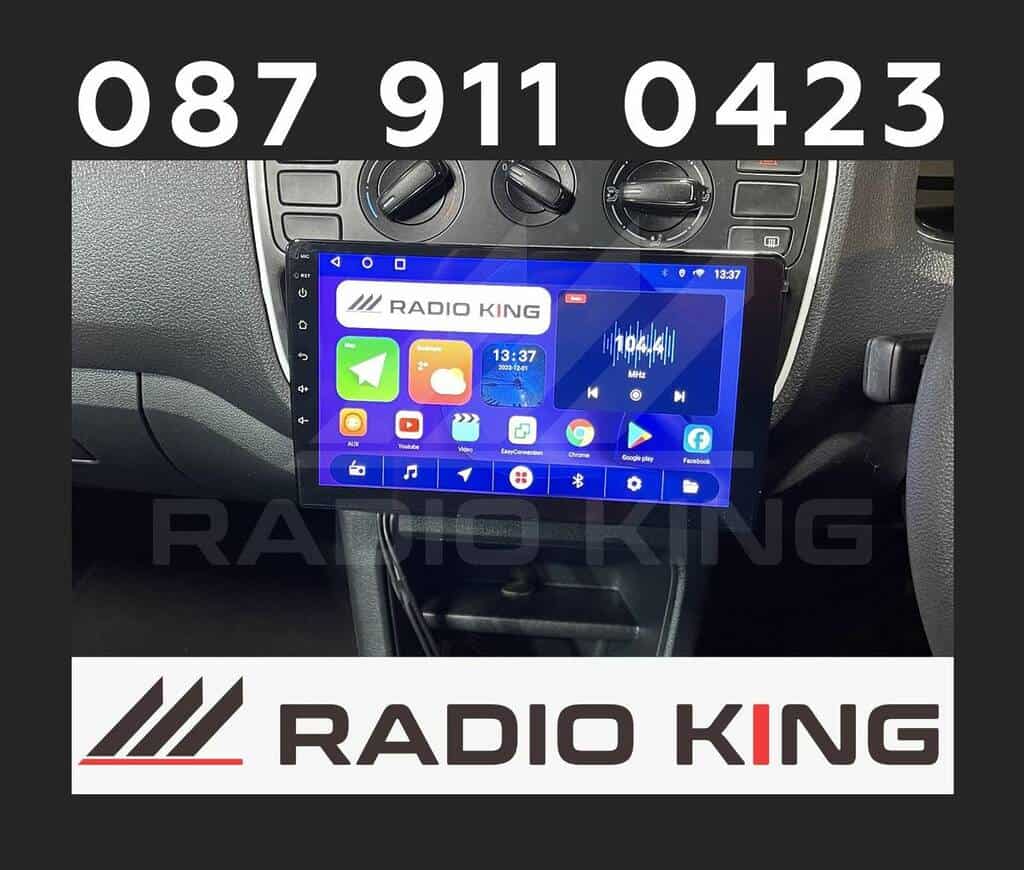 Android car stereo with CarPlay system for seamless in-car entertainment.